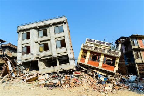 Earthquake .